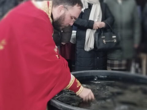 IMG-0df9b8df093be95b84a77fcdf91ce93a-V_resize