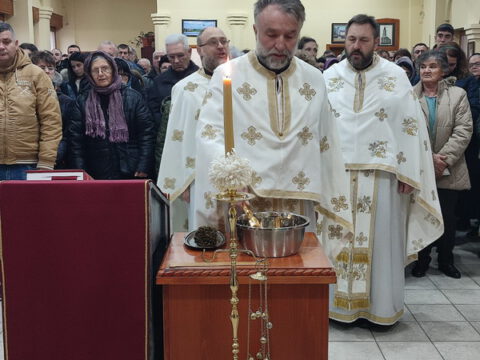 IMG-0eedf3560b004929f16cc378f7584aa2-V_resize