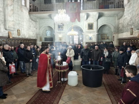 IMG-0f19231127f5504102d897a337855573-V_resize