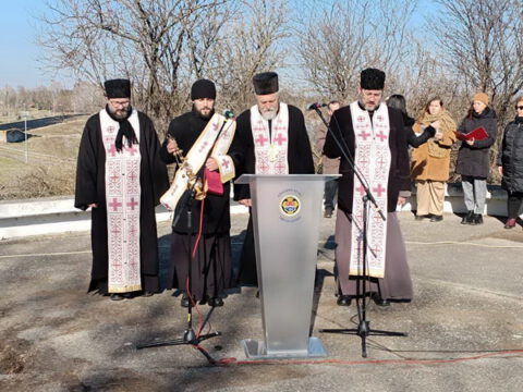 IMG-1e0faef08ea9aa09301b75c382708940-V_resize