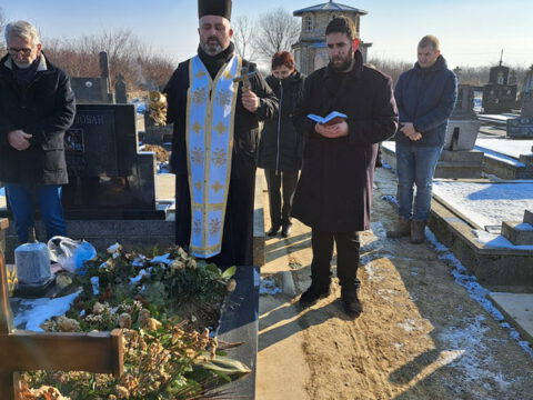 IMG-1f3b90dfa053b449025e16f2ab955b78-V_resize