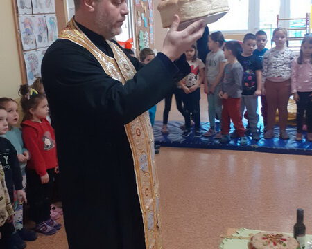 IMG-28d2aad26a95369163371109786228ae-V_resize