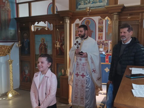 IMG-3322b8b60f7a9f56c65af4137b7dc7f8-V_resize