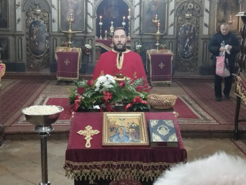 IMG-5db13dc7e3144ffba4dc8d4ed0f7eabf-V_resize