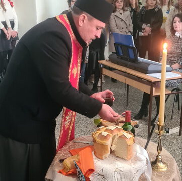 IMG-657f0d0d58598ce433fdbf8beeaa3b82-V_resize