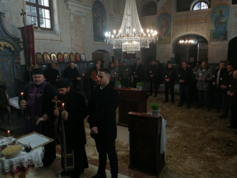 IMG-6b2aba057ed75111ac40f16dce980a39-V_resize