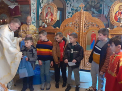 IMG-75939804648f45ac30b8cd49a2da36a4-V_resize