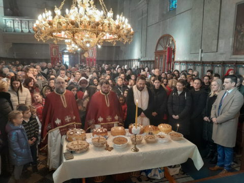 IMG-8693d2edcf85592907dfd03a35330774-V_resize