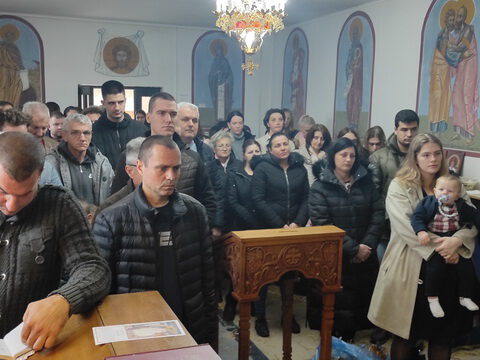 IMG-8a93bf3ebccb3eeefd4f59ce5316286b-V_resize