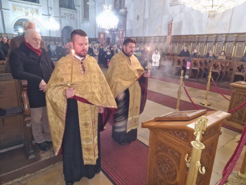 IMG-9de689f33a4d0095c58d16a5d5d9dae4-V_resize