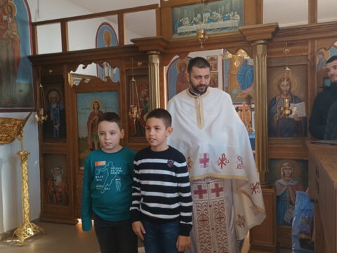 IMG-ab5fe5f1f047586696e6d02019592daa-V_resize