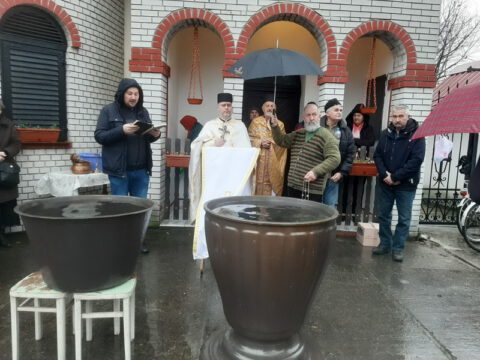 IMG-b5130af3fda80b3675daad5fa0a4ff9a-V_resize