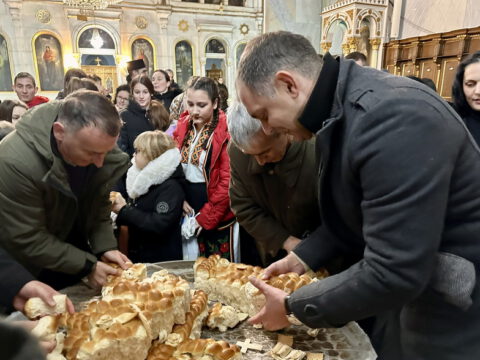 IMG-c1e4b49329464bfd93f5898eecb4c691-V_resize