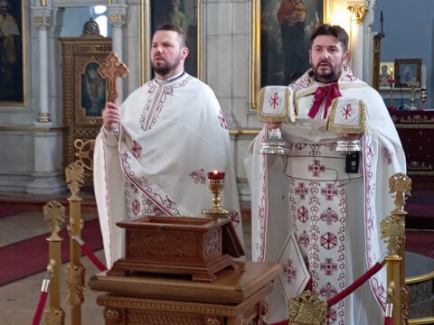 IMG-d3cbf49042b564f16642edb6547413f1-V_resize