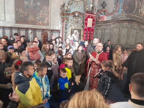 IMG-df46706fe471b93e16f45534fae7c0d4-V_resize