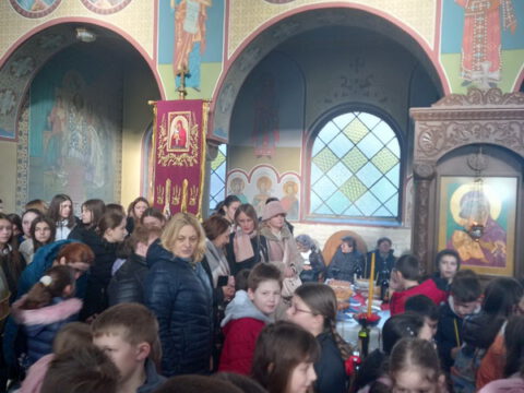 IMG-ee9dade91fc356be085212375c88f0fa-V_resize