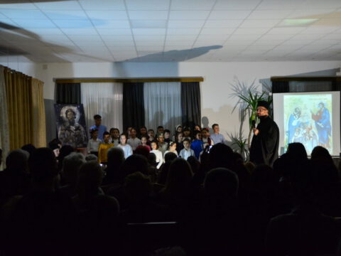 IMG-f6989203e0a591e041147fc1e1b7953c-V_resize