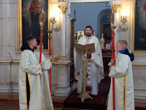 IMG-fa288116a707da04632c0c1a1184f679-V_resize