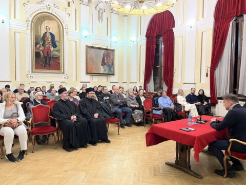 20240225_210442_resize