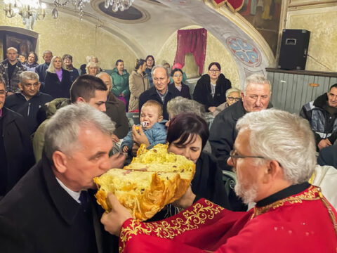 IMG-1a5cc342943aedc59bd46c5aa4274e68-V_resize