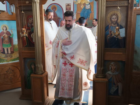 IMG-8c49f63f403c7fd09bcd3bbbd166db05-V_resize