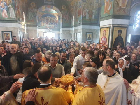 IMG-c3ffe32c171cb6c6ac8bad5c9b3a1616-V_resize