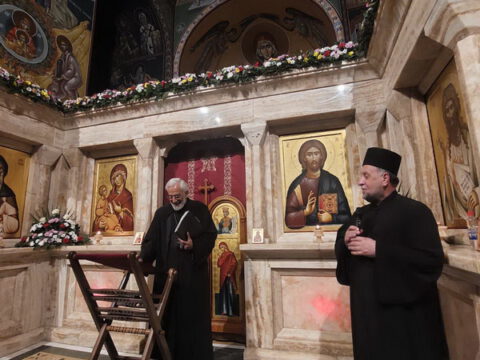 IMG-ca6ce7d89847aa18c2f4d1bdb77d45f3-V_resize