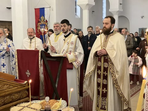 IMG-df6fb08bd0b045ebe1bf5b2e5a034f0a-V_resize