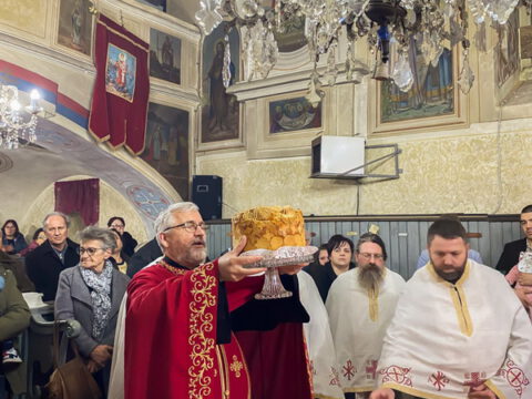 IMG-ed34c919d726d1c704b4b1e56789ae41-V_resize