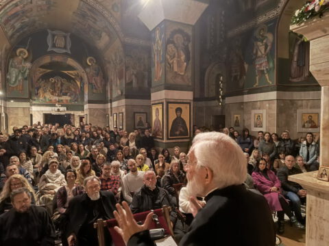 IMG-f715b964a78a2614c160b530be85990d-V_resize