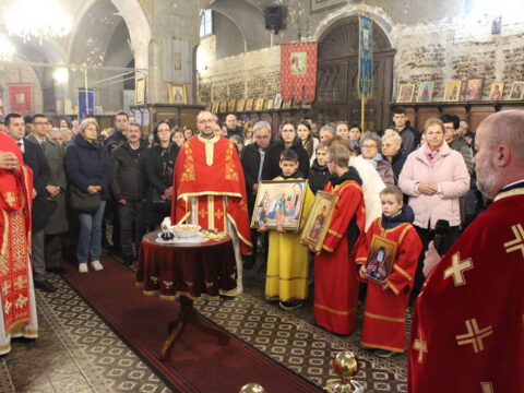 IMG-53f82d5622d4d5c47a7781ee519f95bc-V_resize