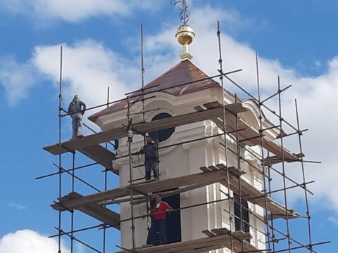 IMG-6ca334229b22470fb58275279bdf9efa-V_resize