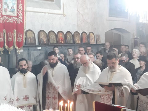 IMG-dfcdb5e05934897399456b5226bae290-V_resize