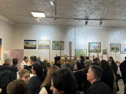 IMG-ebb4ae7fbe71cb617f5f1877e5ad065f-V_resize