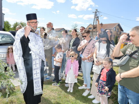 1714225127103_resize