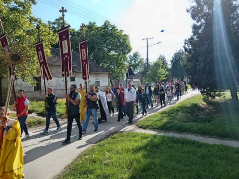 1714301690195_resize