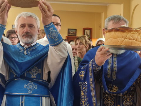 IMG-1b8f4b258259cf15c3dea0f459a07ceb-V_resize