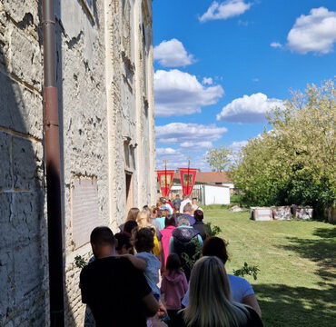 IMG-3154df1f0bdaec8a7478c675f22df73d-V_resize