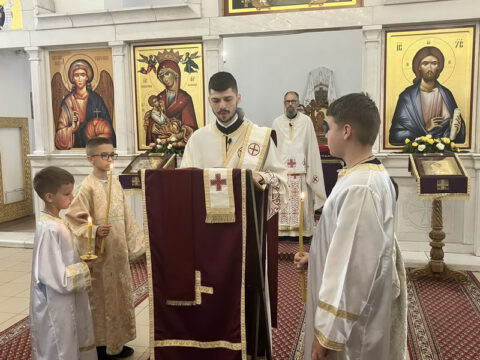 IMG-3b62bf72a347fc42310dec9d9d44d707-V_resize