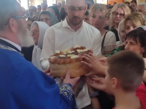 IMG-4305080004c821535883595c65bf0c3c-V_resize