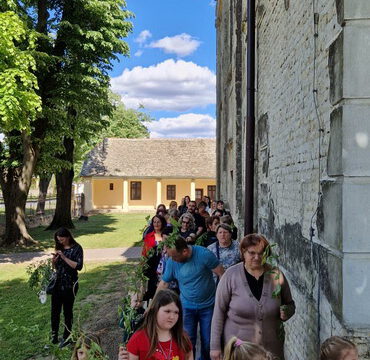 IMG-5a62b522e4e732d2553e72830d573acd-V_resize