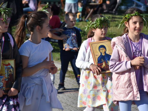 IMG-7d5c90990b34d724e1504e53e15b968d-V_resize