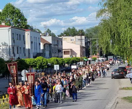 IMG-93beec0f6e9b90a616e94fdfe1babc48-V_resized_resize