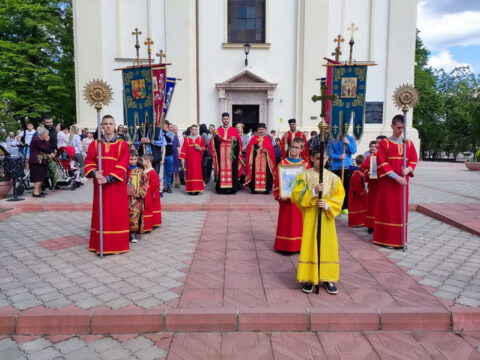 IMG-994160d3958e78f9e8588b75740baed5-V_resize