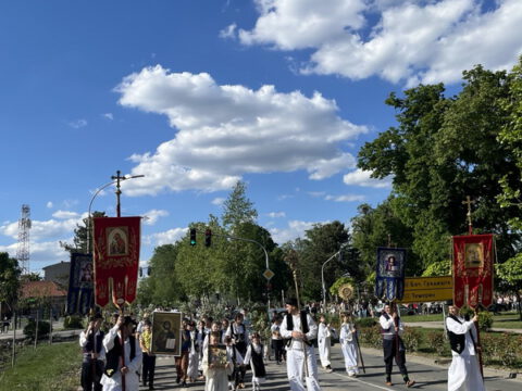 IMG-9e4fee5279c58a180654bd44d6a0234e-V_resize