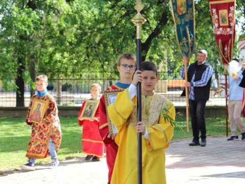 IMG-c936cbf21672ce93b49cd5ece2175506-V_resize