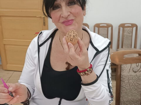 IMG-f6005fe0d0b47c63552117b4f435fee7-V_resize