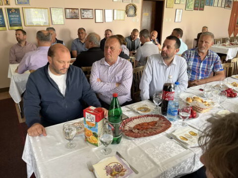 IMG-0df2cf686a3a13082c33fce1f5eaddc1-V_resize