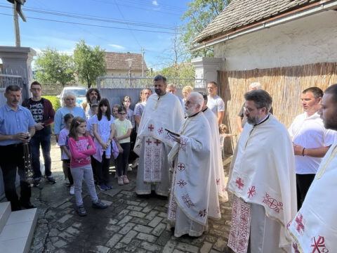 IMG-22be7834732f321aa94dce531b30bf63-V_resize