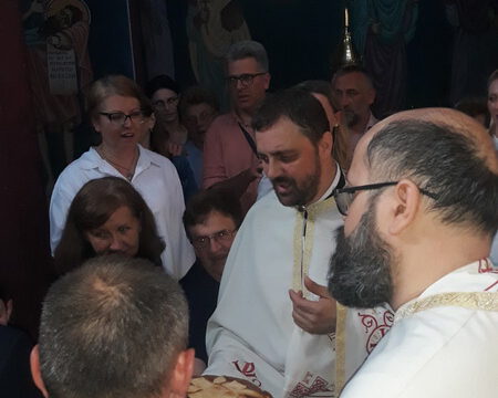 IMG-4095f06503cbf41e163c6dc2f2807c1a-V_resize